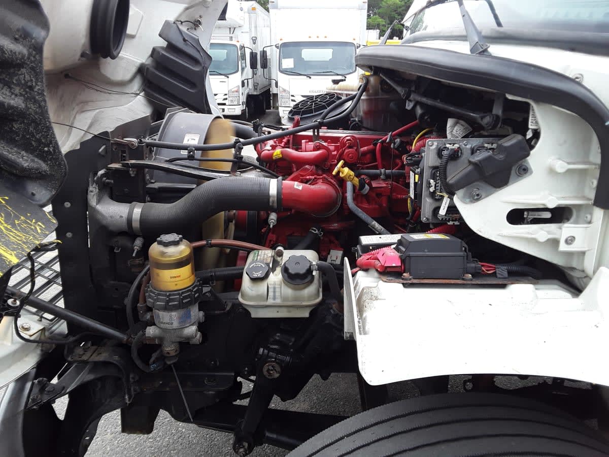 2019 Freightliner M2 106 835061