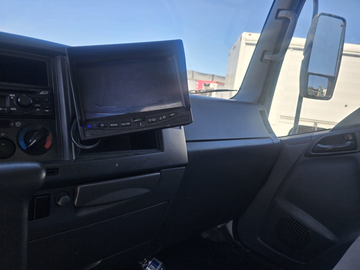 2019 Isuzu NPR 835073