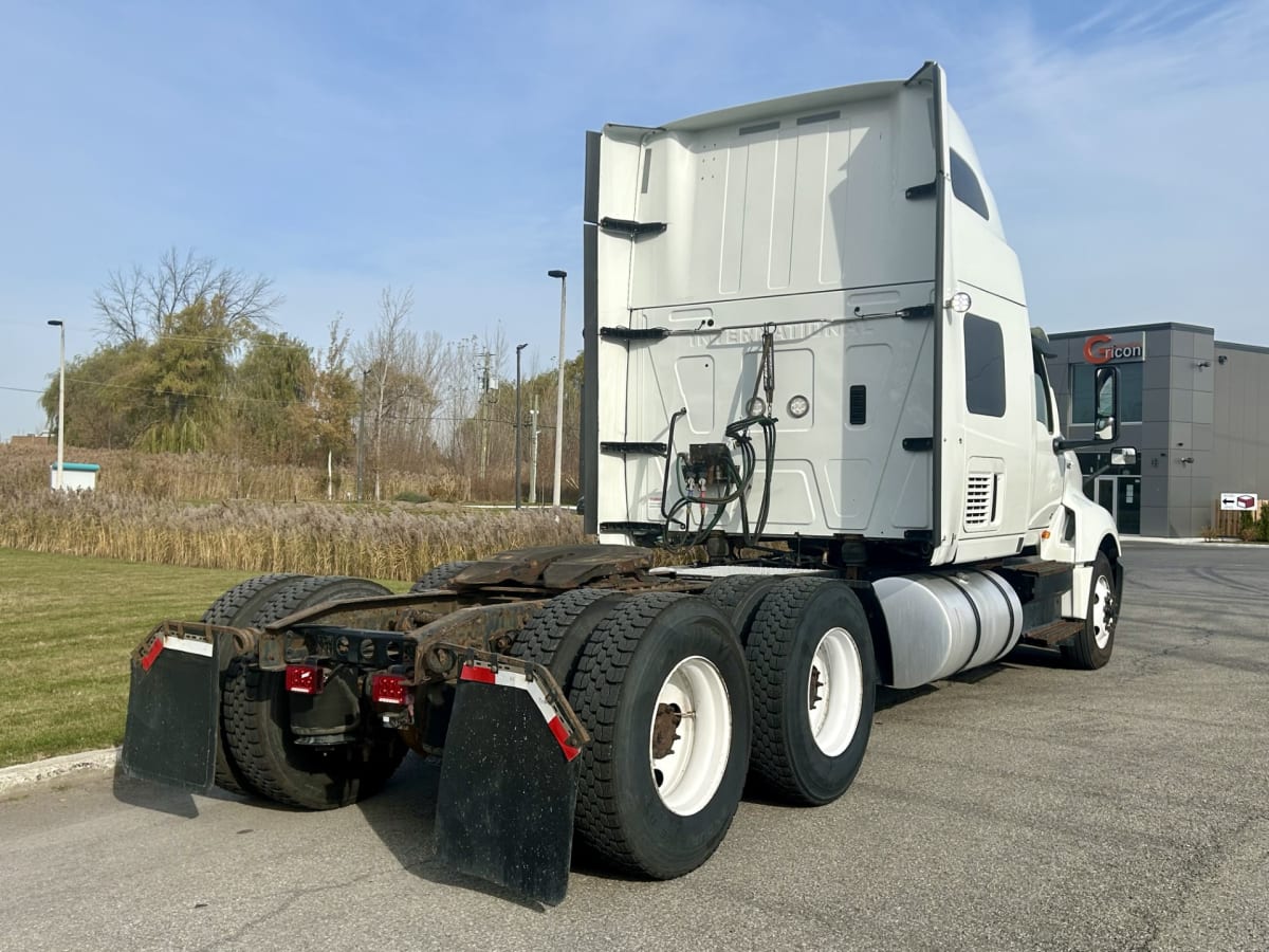 2019 Navistar International LT625 SLPR CAB 835187