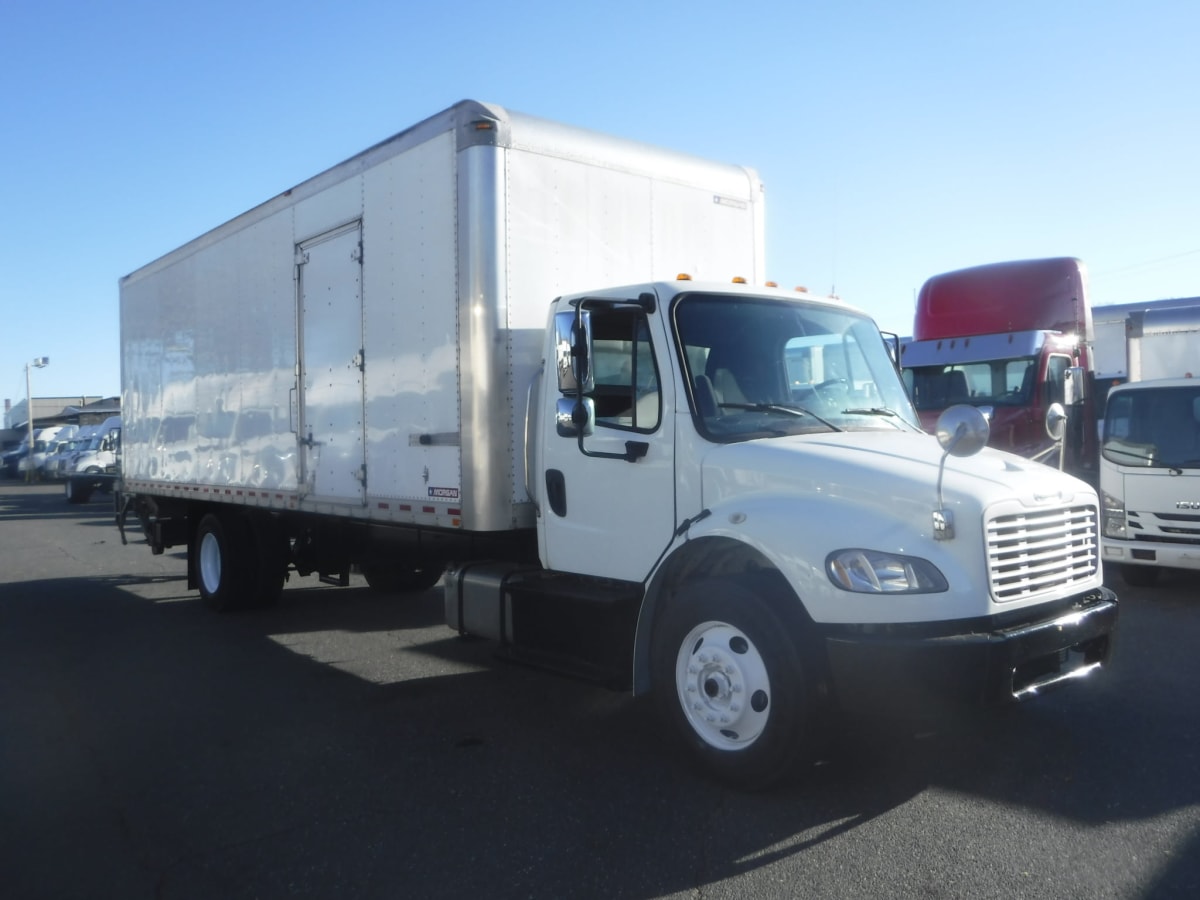 2019 Freightliner/Mercedes M2 106 835380