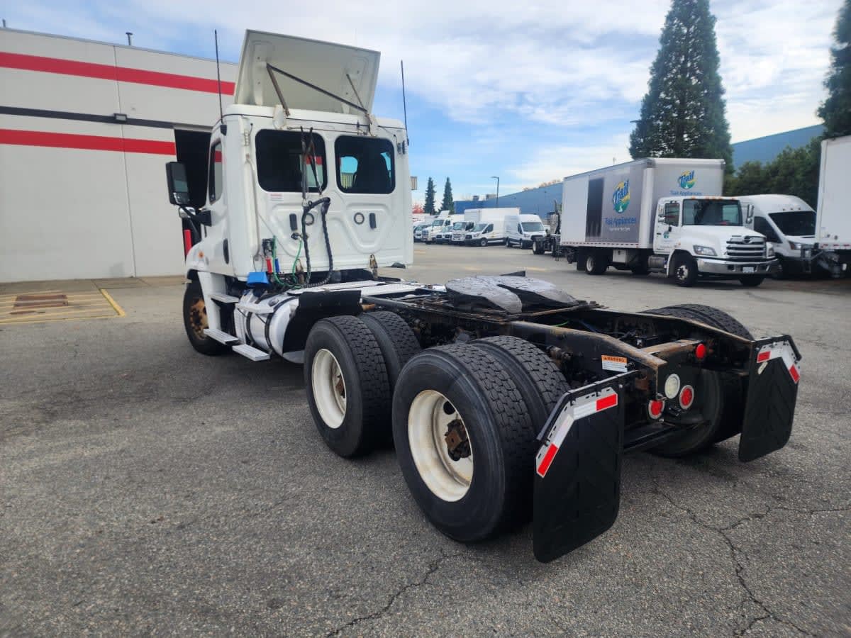 2019 Freightliner/Mercedes CASCADIA 125 835540