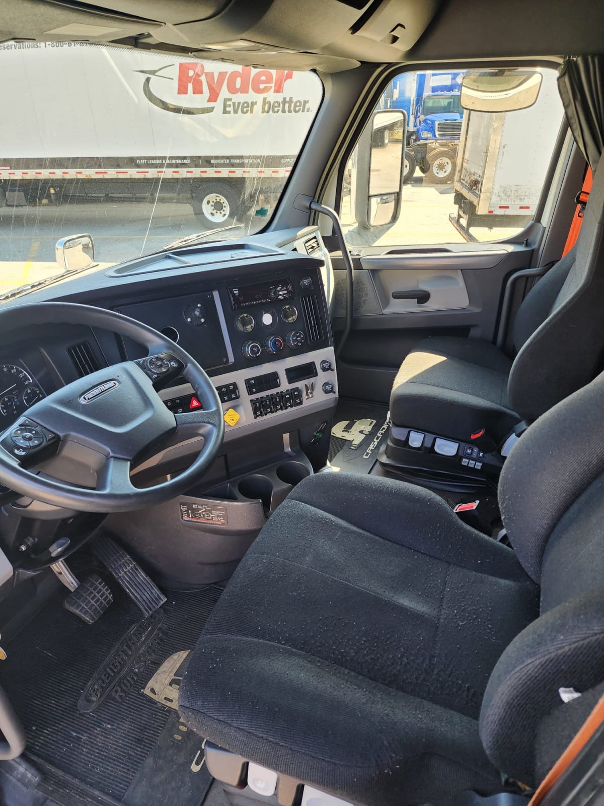 2019 Freightliner/Mercedes NEW CASCADIA PX12664 835547
