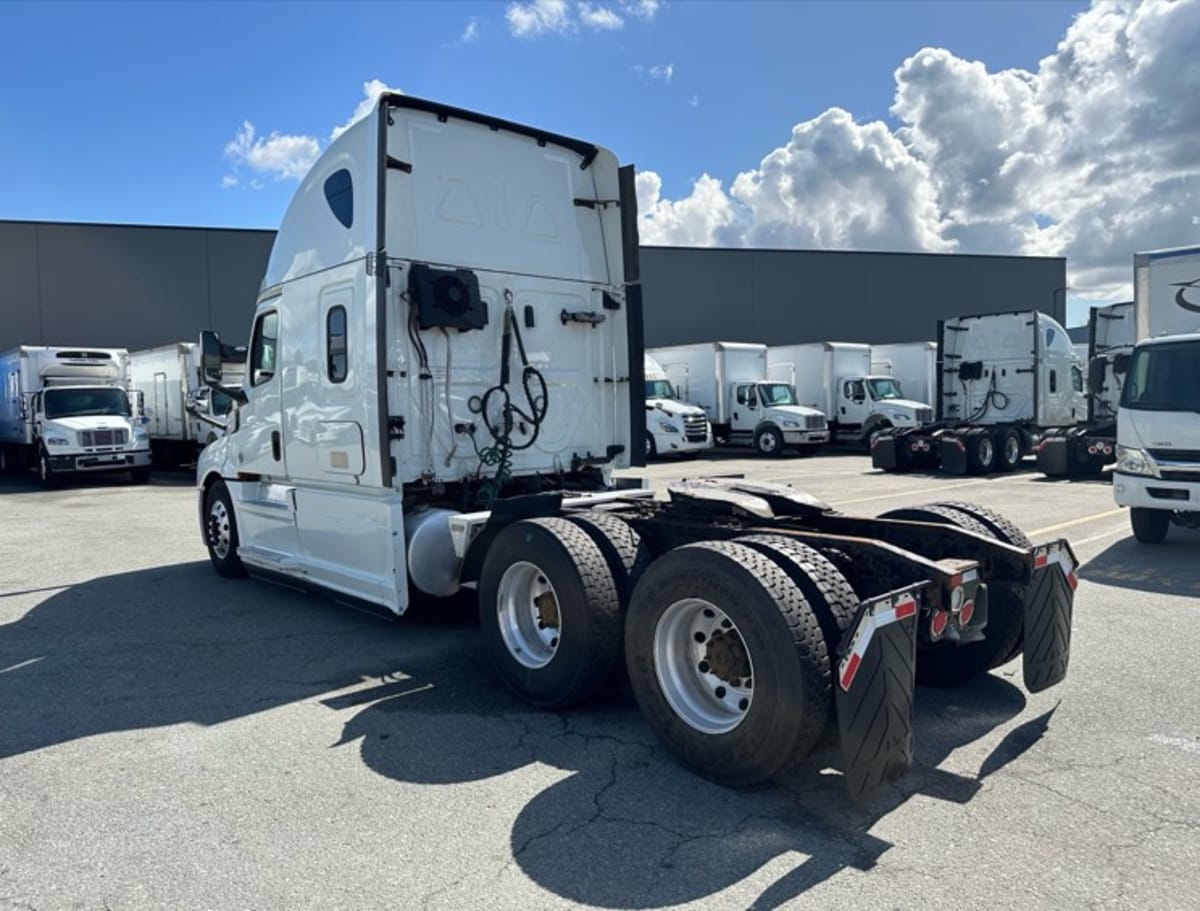 2019 Freightliner/Mercedes NEW CASCADIA PX12664 835548