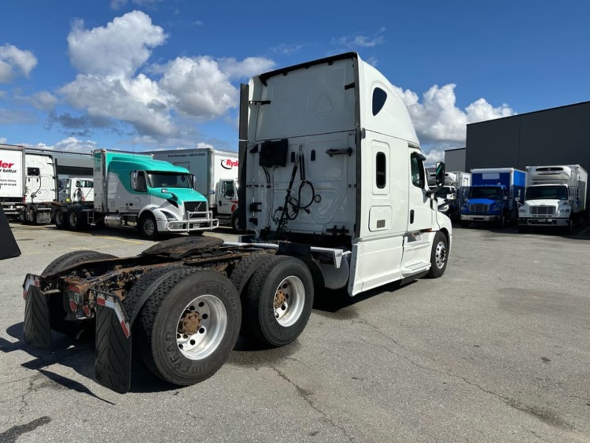 2019 Freightliner/Mercedes NEW CASCADIA PX12664 835548