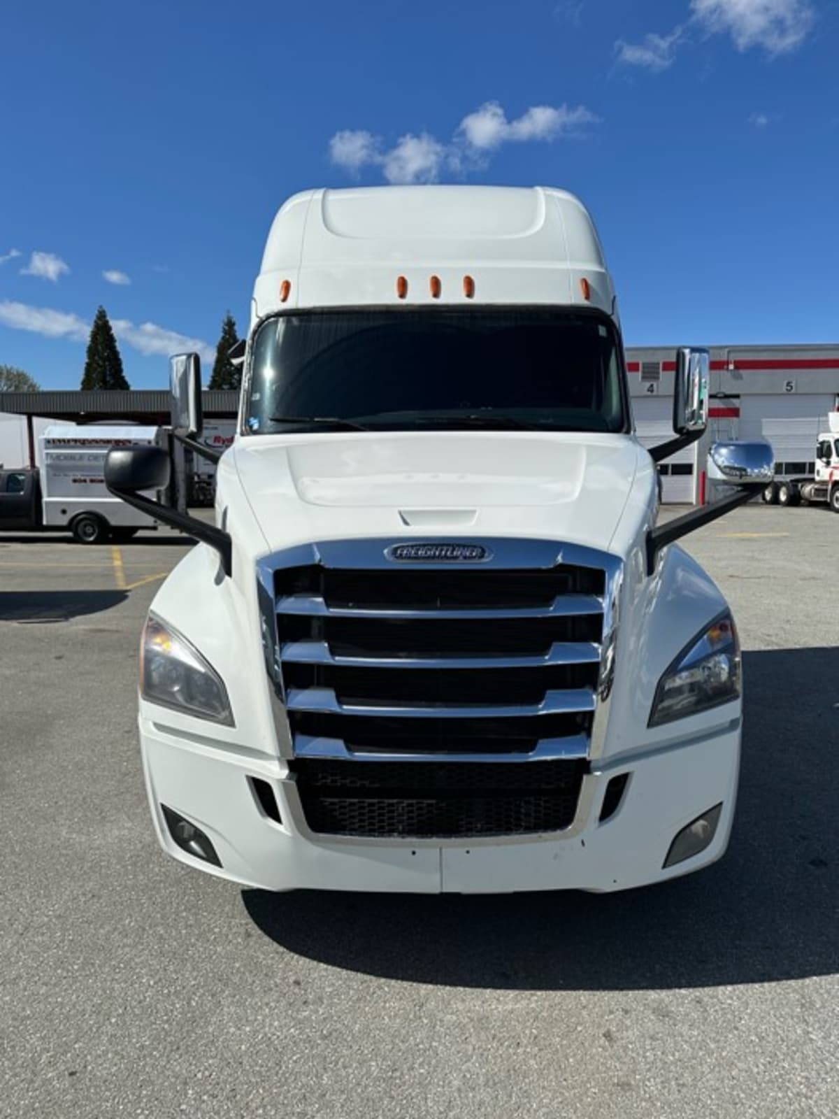 2019 Freightliner/Mercedes NEW CASCADIA PX12664 835548