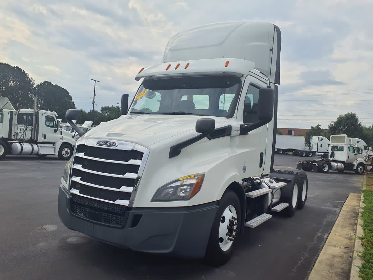 2019 Freightliner/Mercedes NEW CASCADIA 116 835580