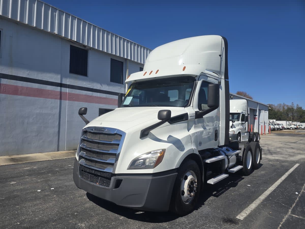 2019 Freightliner - image 3