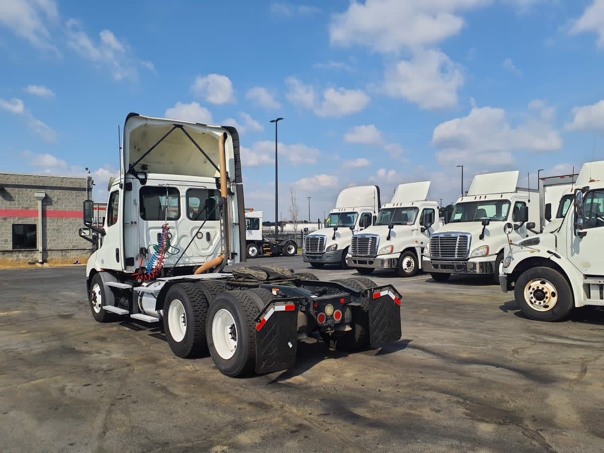 2019 Freightliner - image 6