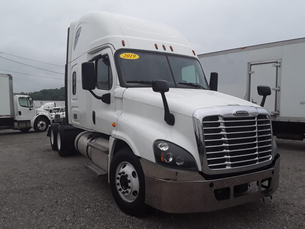 2019 Freightliner/Mercedes CASCADIA 125 835596