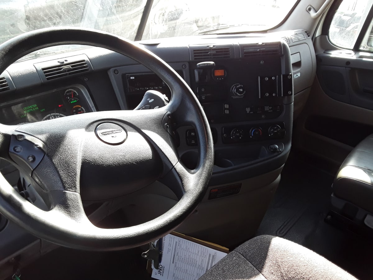 2019 Freightliner/Mercedes CASCADIA 125 835608