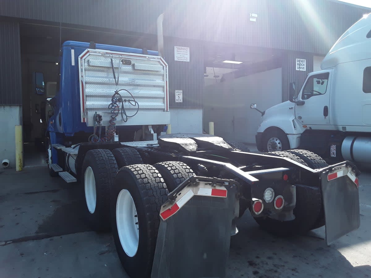 2019 Freightliner CASCADIA 125 835680