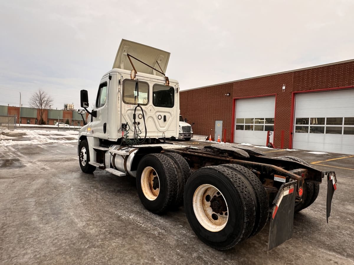 2019 Freightliner/Mercedes CASCADIA 125 835791