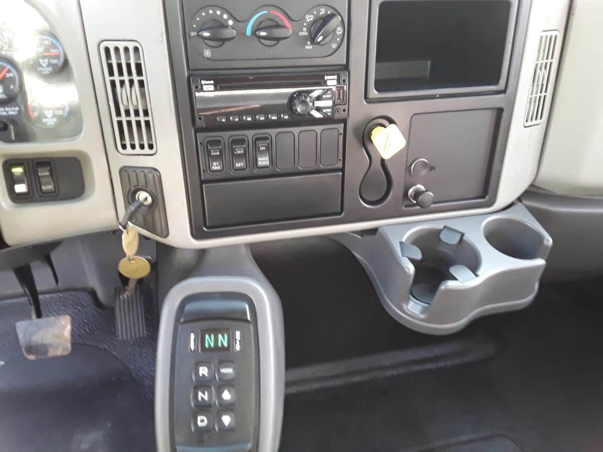 2019 Navistar International 4300 835933