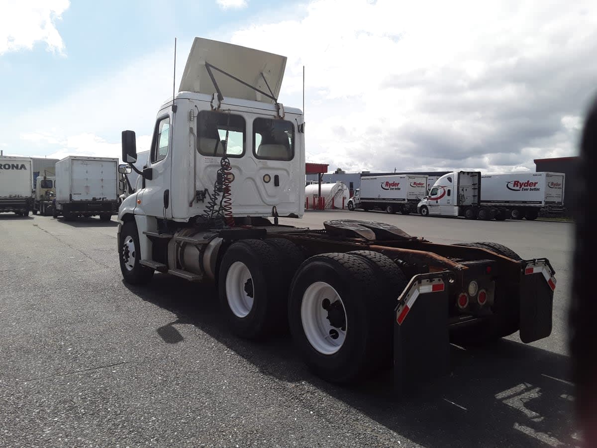 2019 Freightliner CASCADIA 125 836170