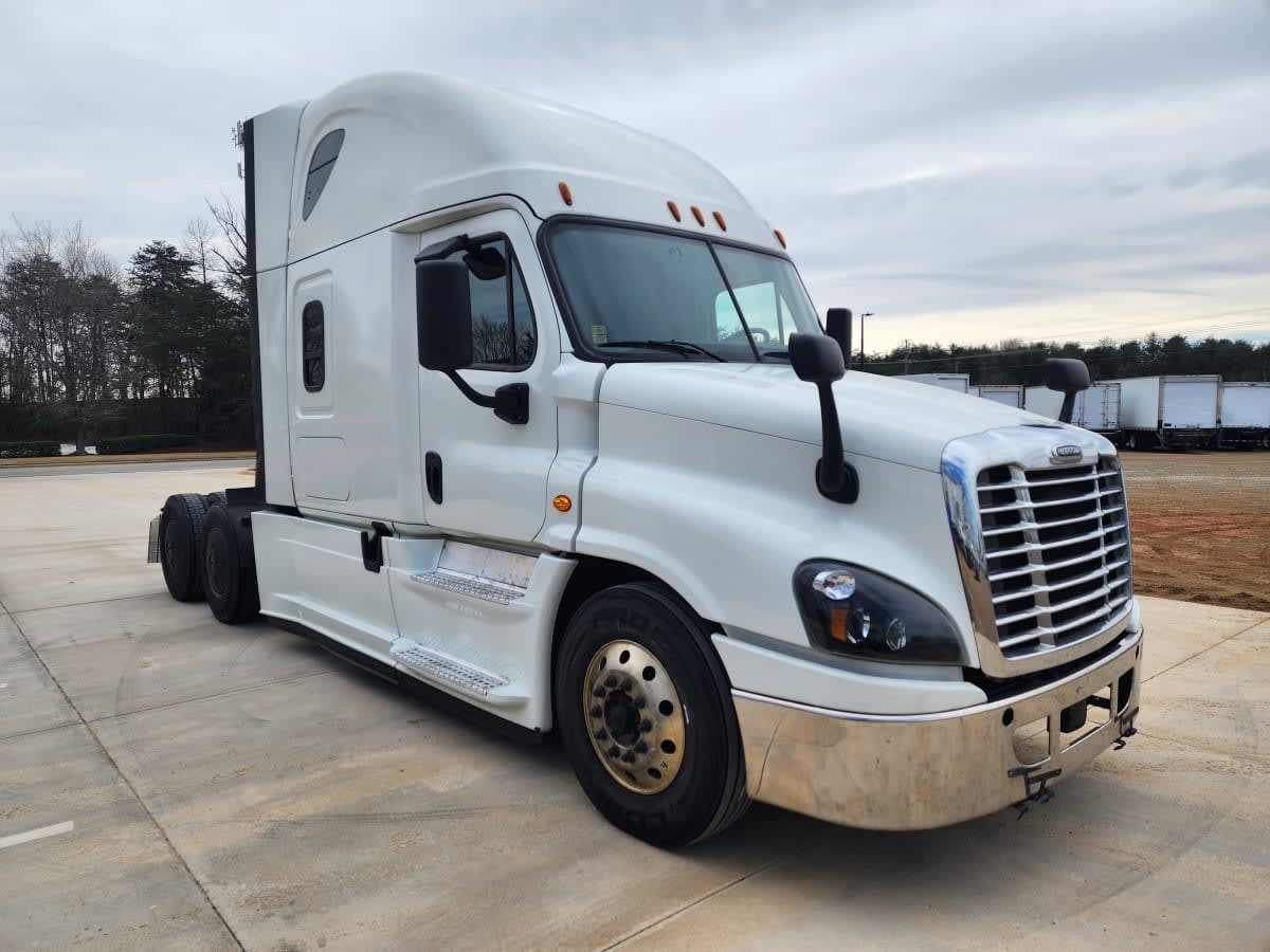 2019 Freightliner - image 3
