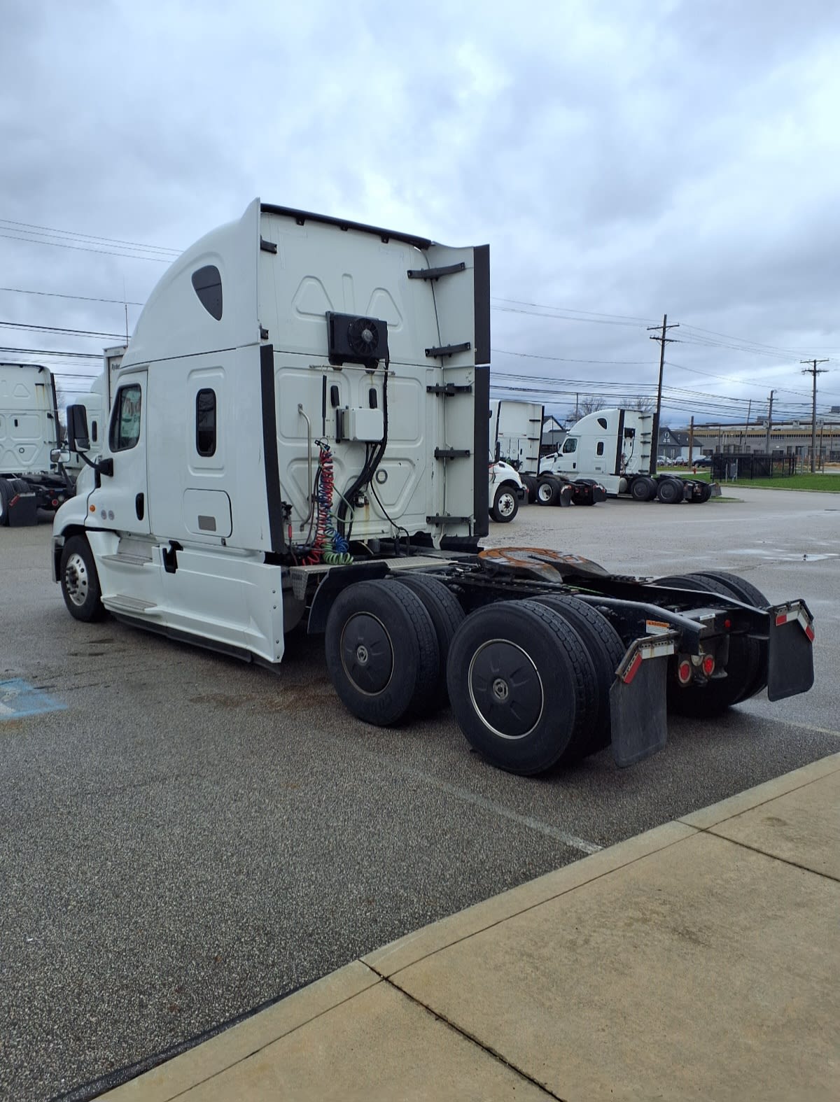 2019 Freightliner/Mercedes CASCADIA 125 836393
