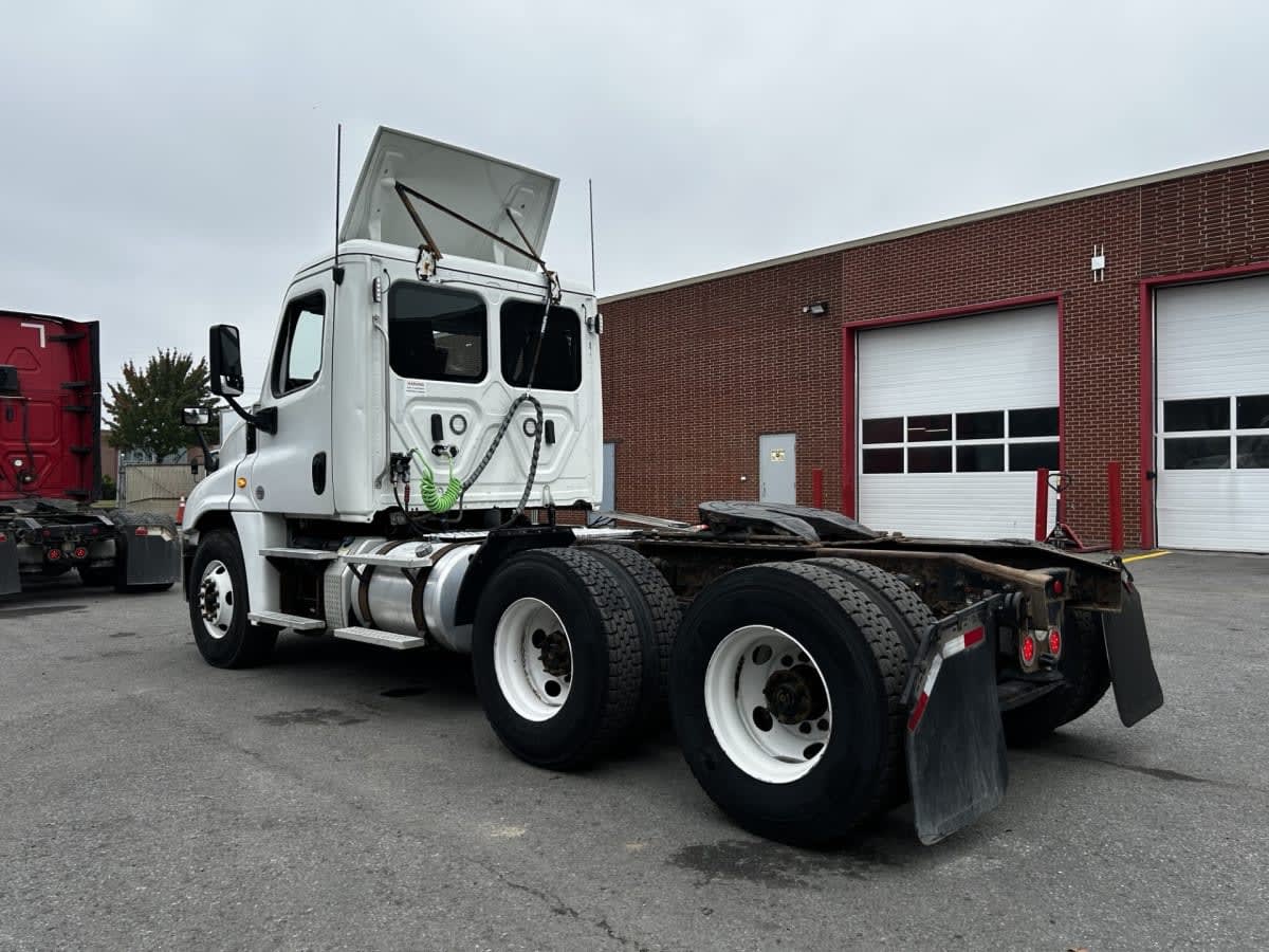2019 Freightliner CASCADIA 125 836405