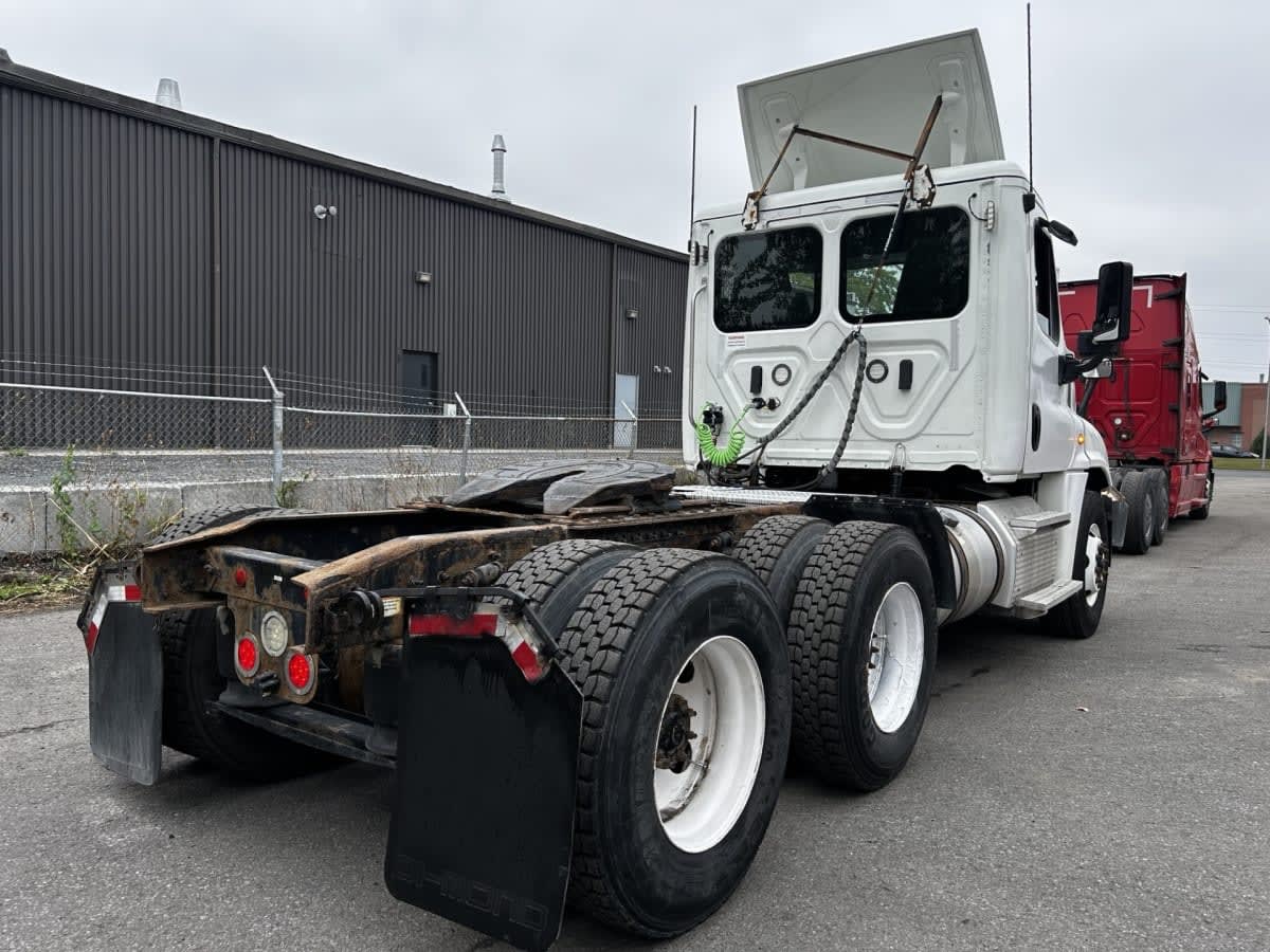 2019 Freightliner CASCADIA 125 836405