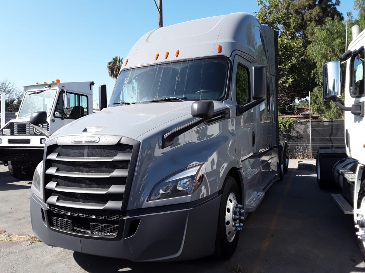 2019 Freightliner/Mercedes NEW CASCADIA PX12664 836548