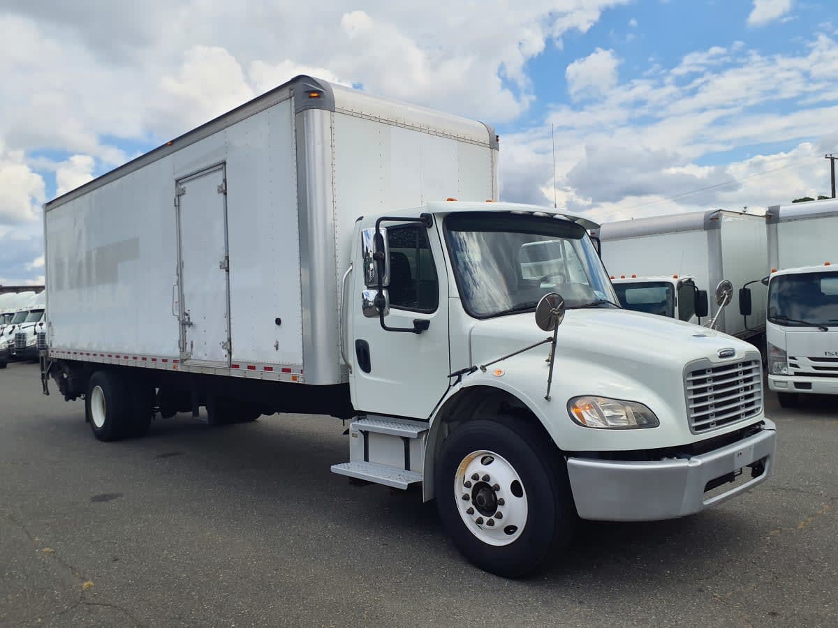 2019 Freightliner M2 106 836603