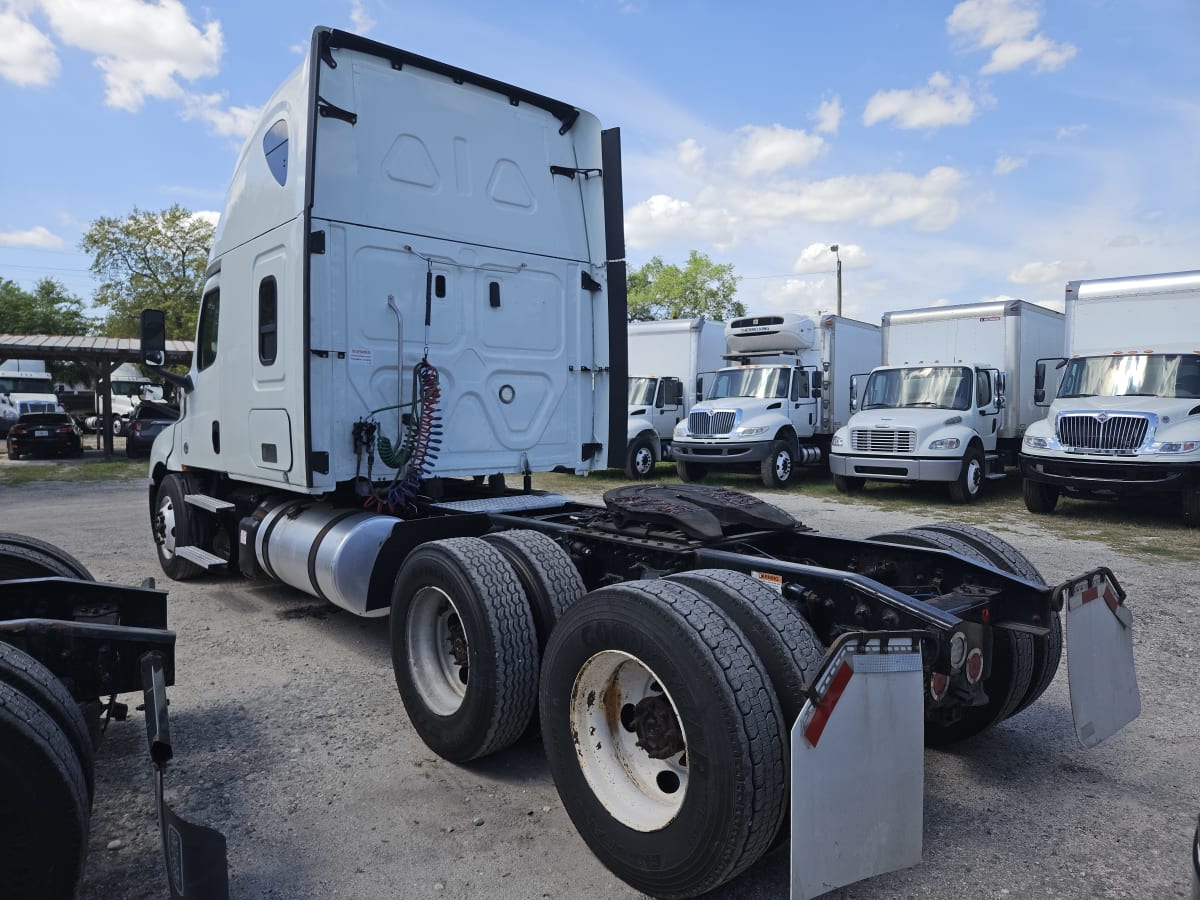 2020 Freightliner/Mercedes NEW CASCADIA PX12664 836636