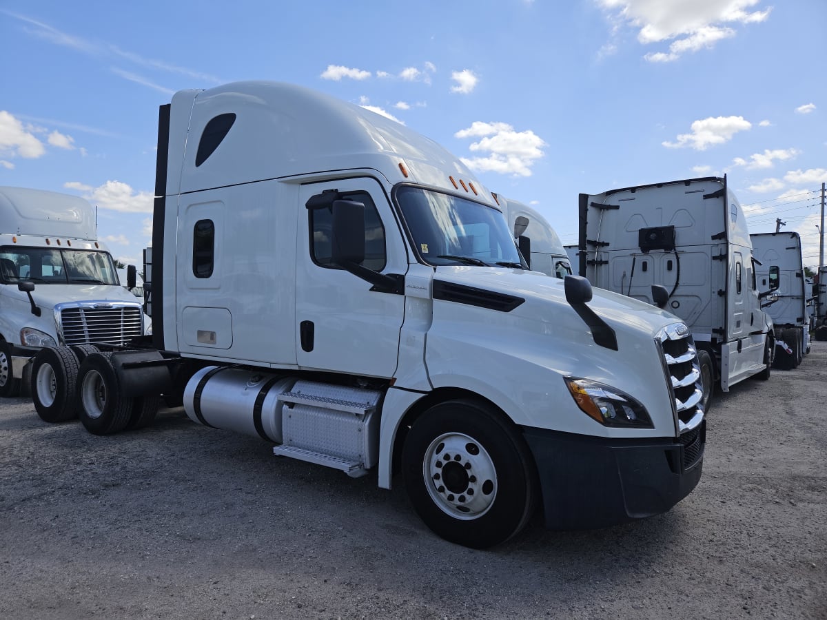 2020 Freightliner/Mercedes NEW CASCADIA PX12664 836636