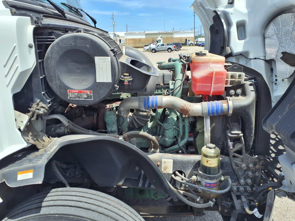 2019 Volvo VNL64T-300 836791