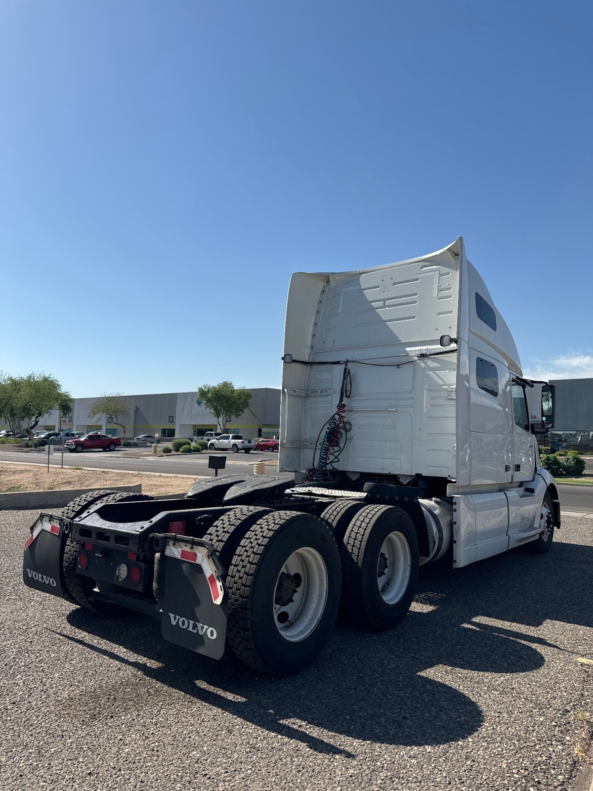 2019 Volvo VNL64T-760 837004