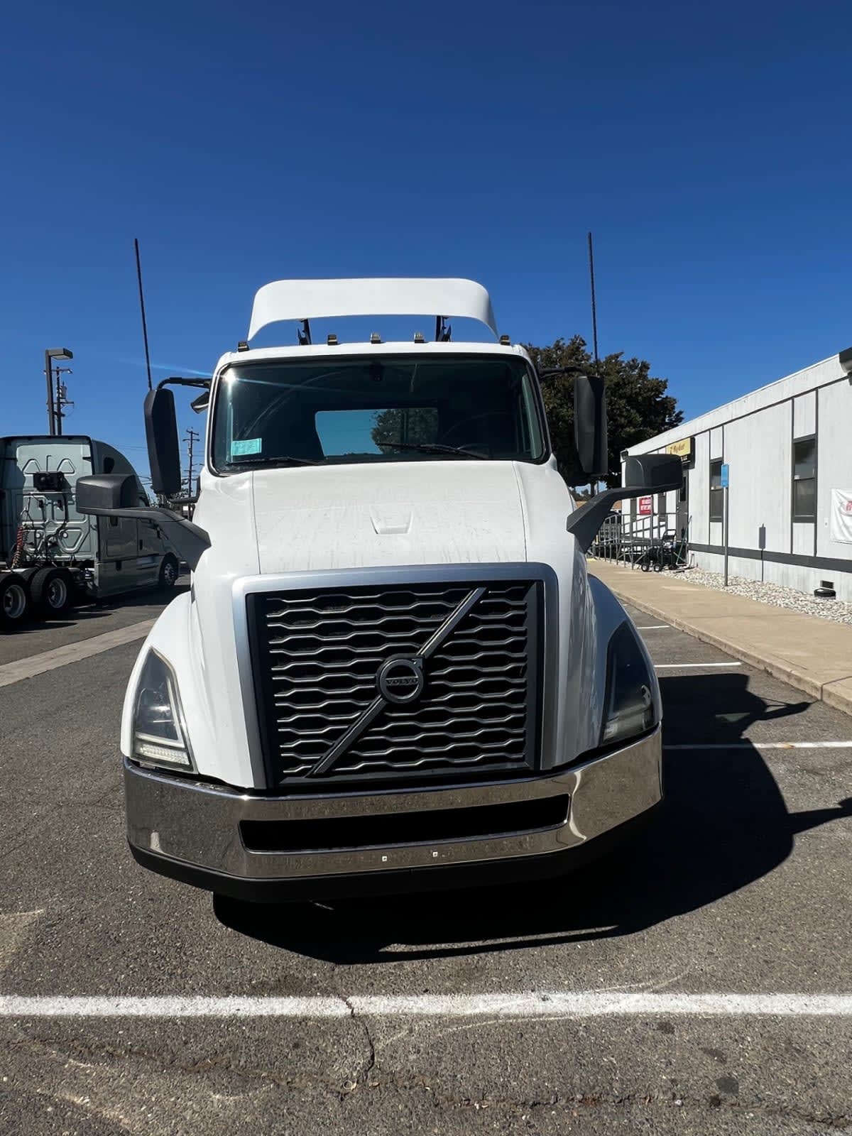 2019 Volvo VNL64T-300 837021