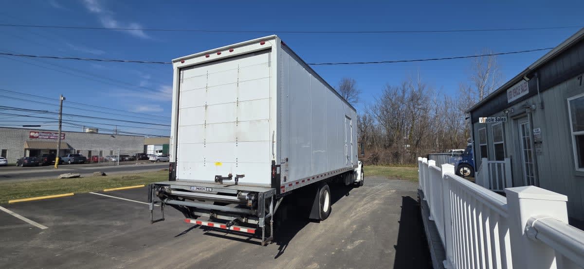 2019 Freightliner/Mercedes M2 106 837401