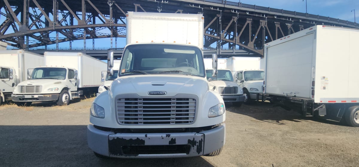 2019 Freightliner/Mercedes M2 106 837478