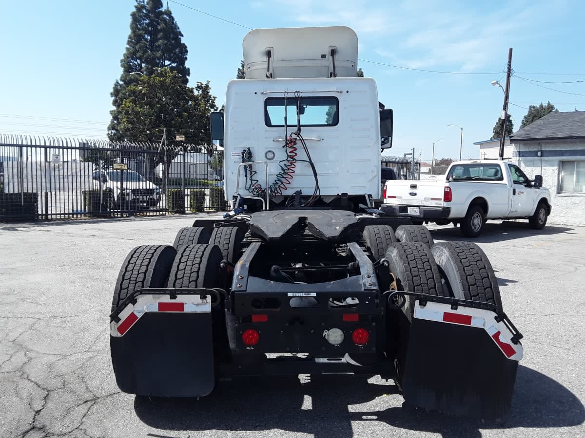 2019 Volvo VNL 860 in Montebello, CA — photo 5
