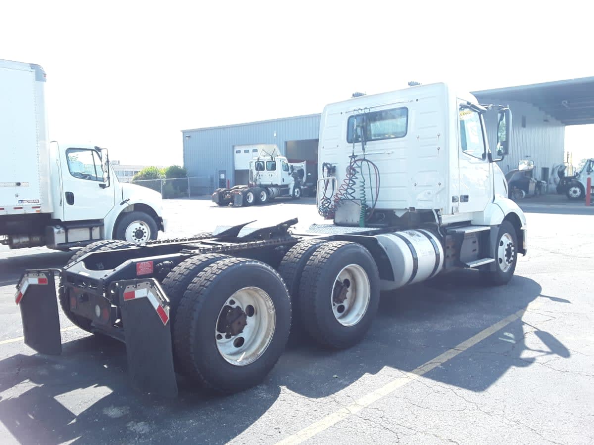 2019 Volvo VNL64T-300 838524