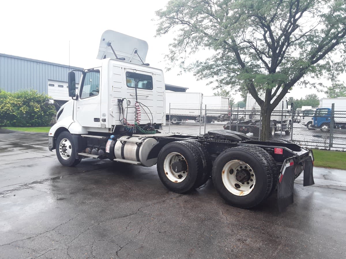 2019 Volvo VNL64T-300 838565