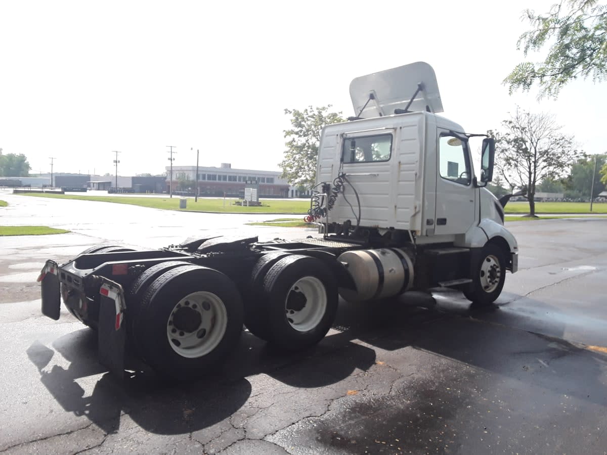 2019 Volvo VNL64T-300 838593