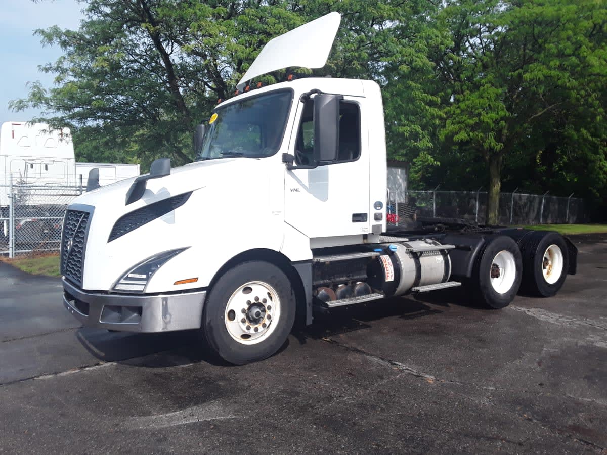 2019 Volvo VNL64T-300 838593 2019 Volvo VNL64T-300 838593