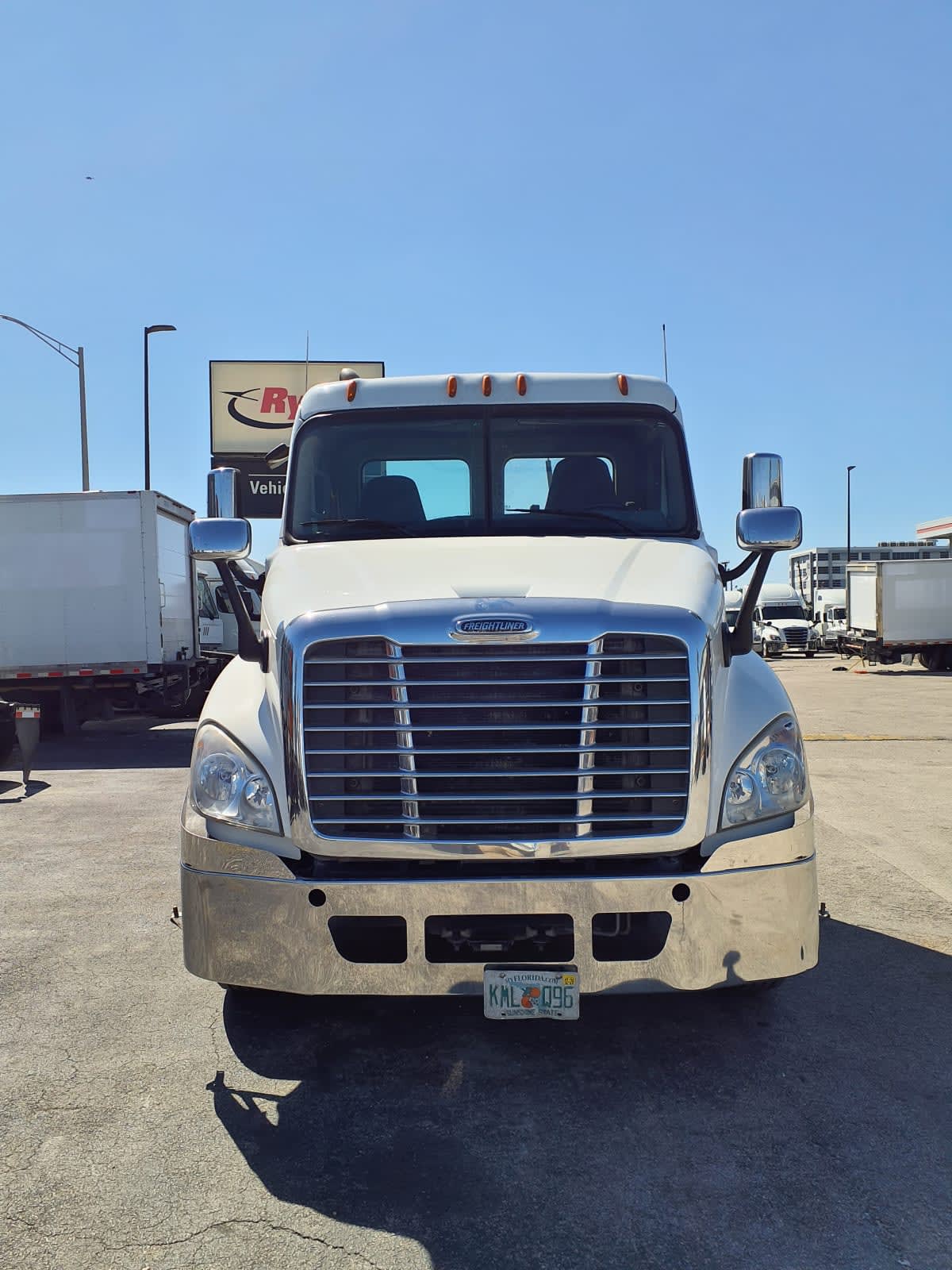 2019 Freightliner - image 2