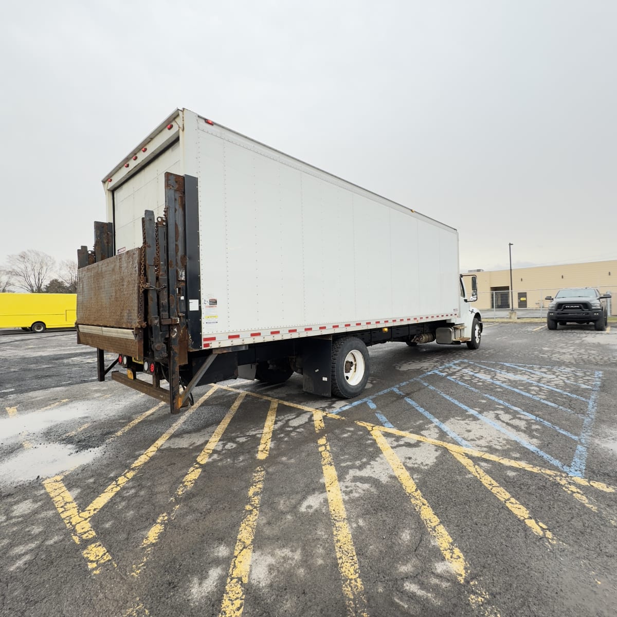 2019 Freightliner/Mercedes M2 106 839564