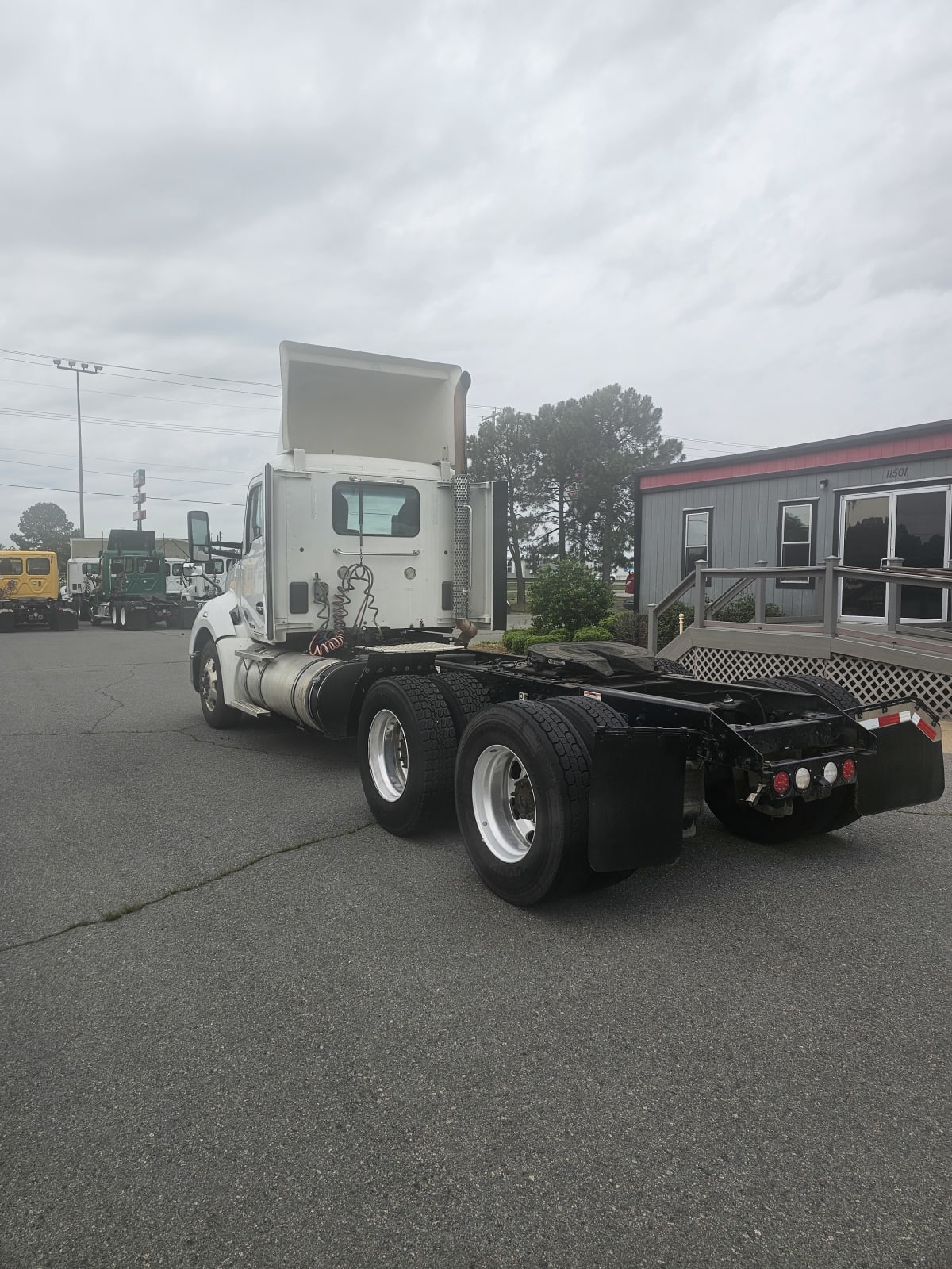 2019 Kenworth Trucks T680 840123