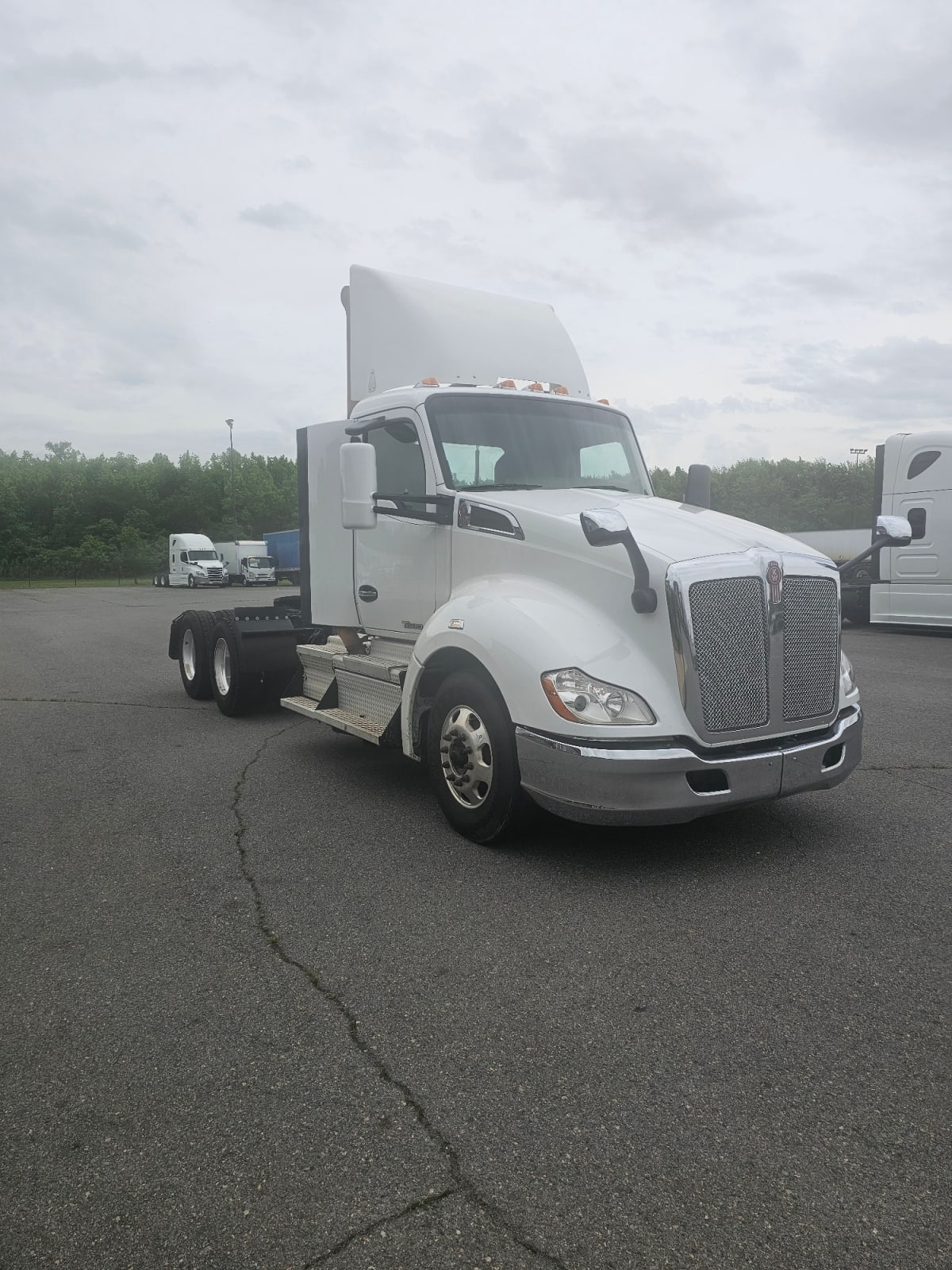 2019 Kenworth Trucks T680 840123