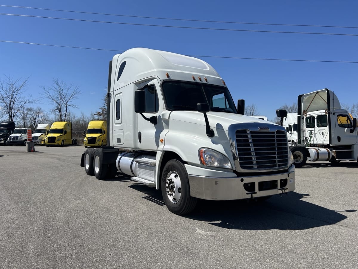 2019 Freightliner/Mercedes CASCADIA 125 840124