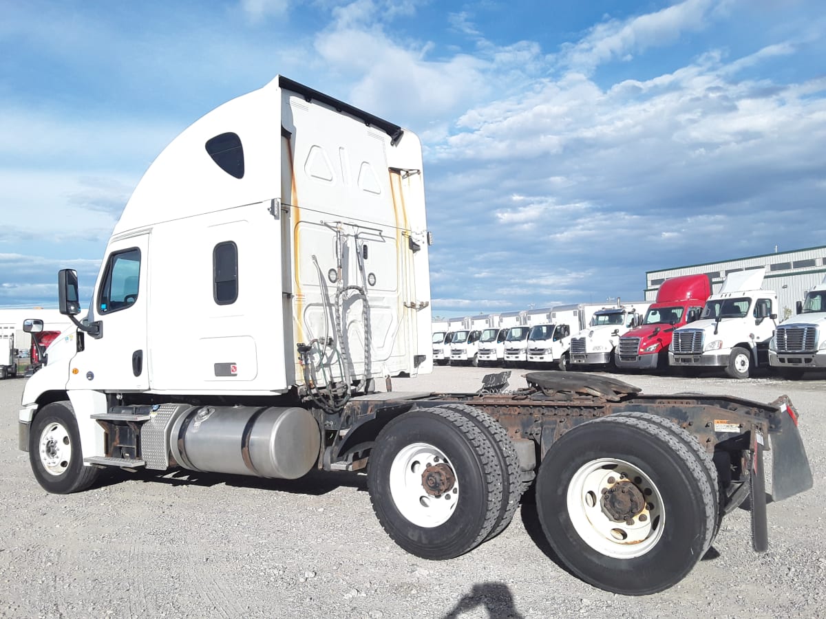 2019 Freightliner/Mercedes CASCADIA 125 840135