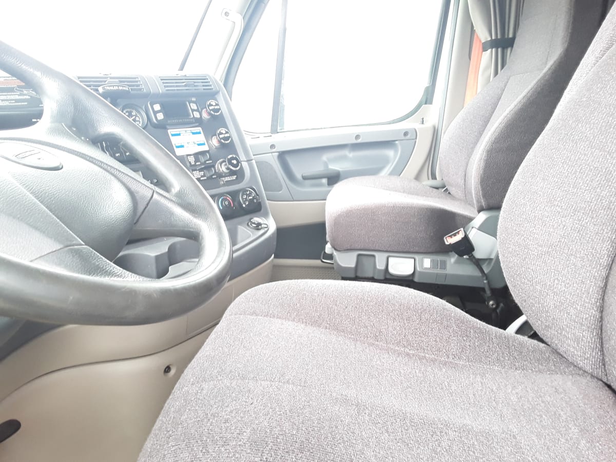 2019 Freightliner/Mercedes CASCADIA 125 840243