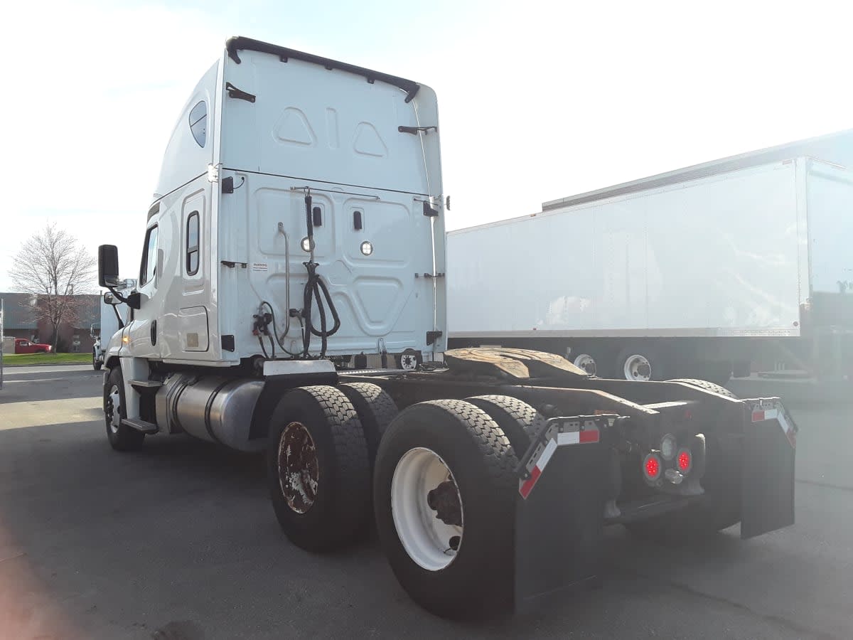 2019 Freightliner/Mercedes CASCADIA 125 840384