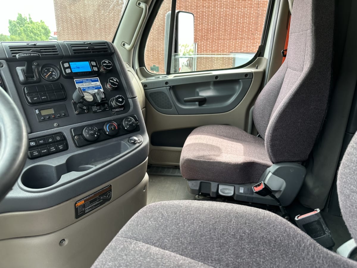 2019 Freightliner/Mercedes CASCADIA 125 840465