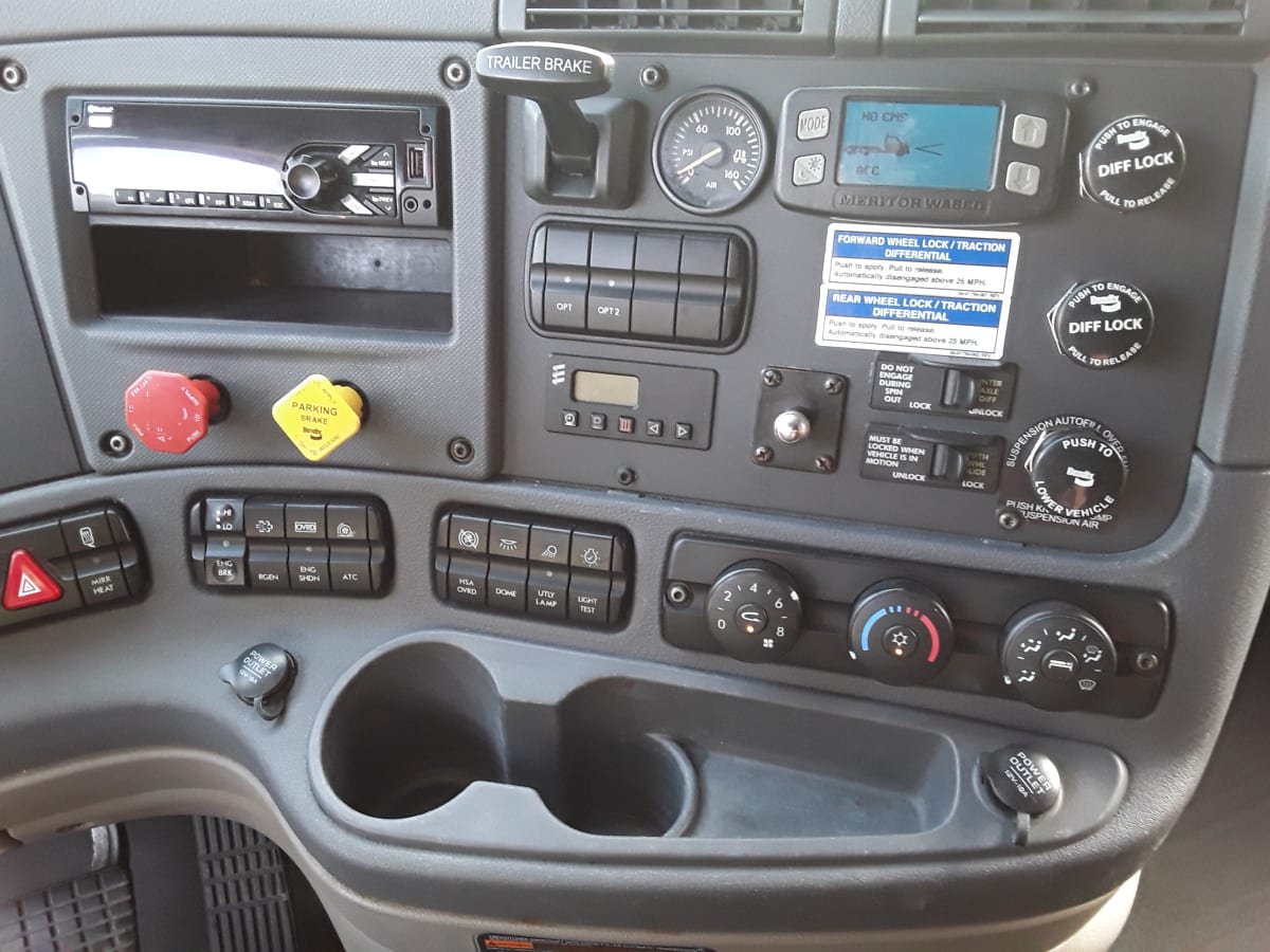 2019 Freightliner/Mercedes CASCADIA 125 840512