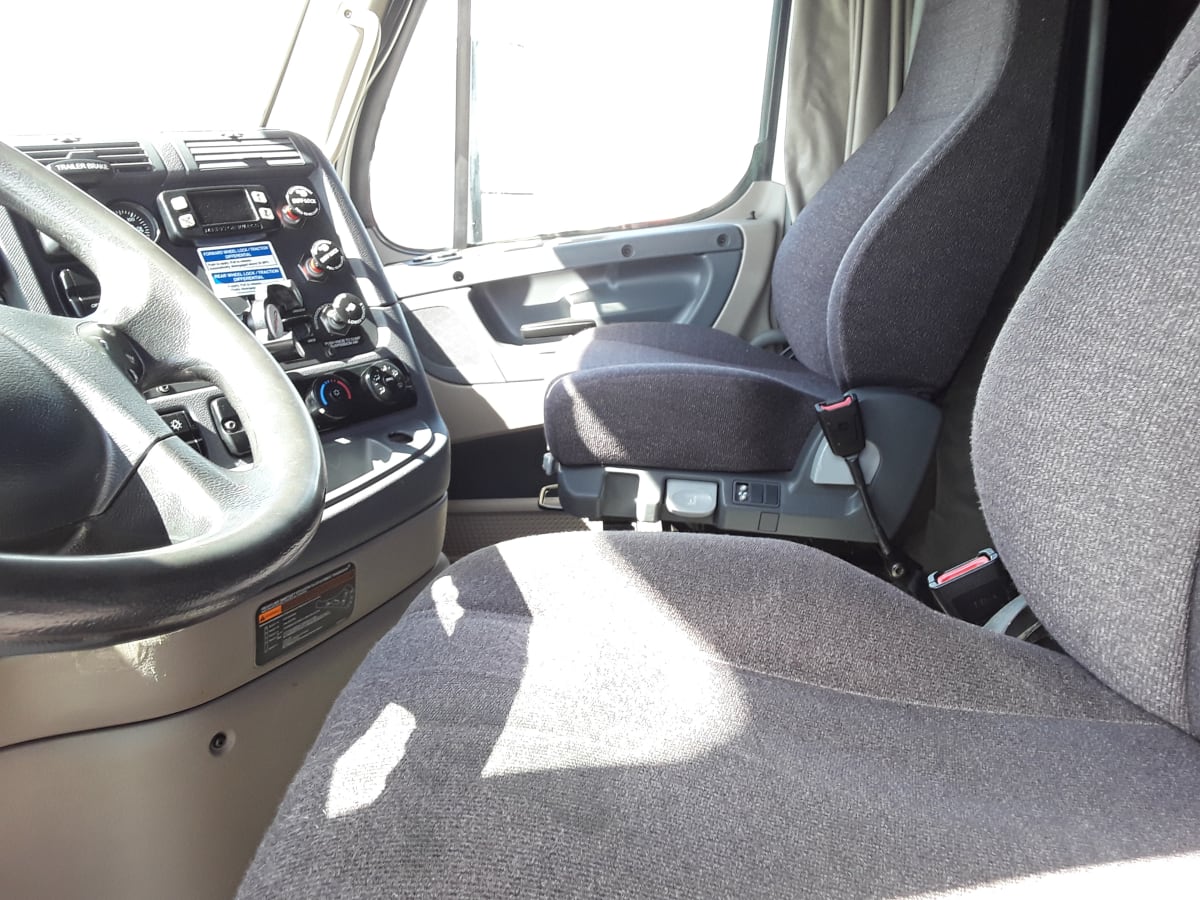 2019 Freightliner/Mercedes CASCADIA 125 840525