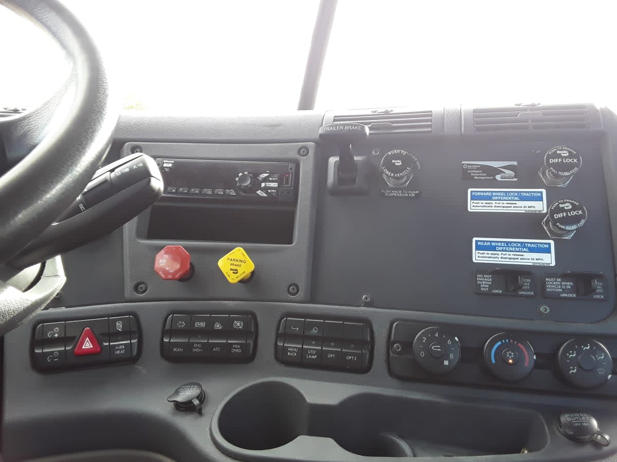 2019 Freightliner/Mercedes CASCADIA 113 840609