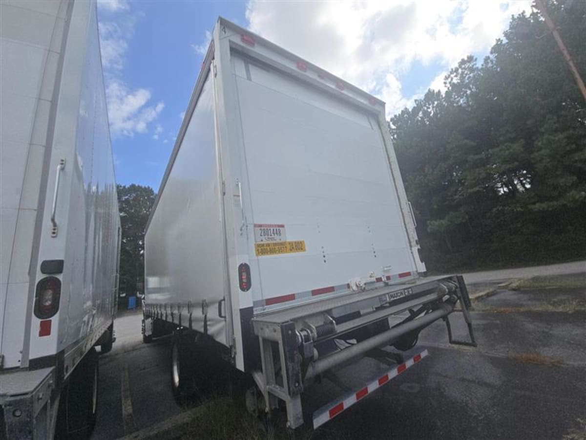 2019 Freightliner M2 106 841081