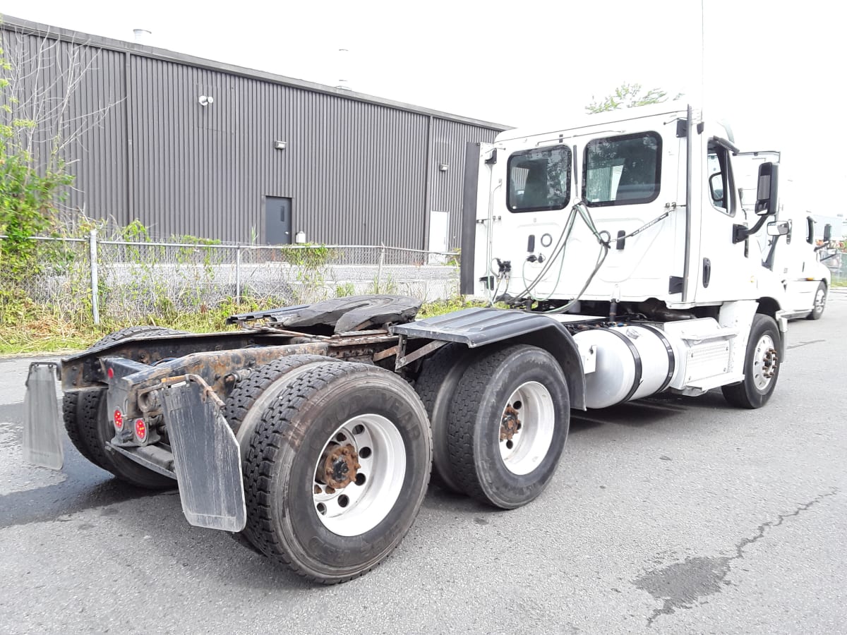 2019 Freightliner/Mercedes CASCADIA 125 841096
